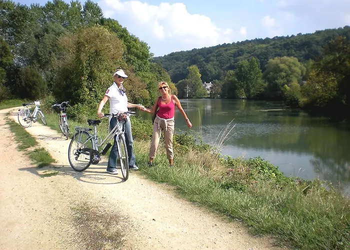 Clos Des Glycines 度假居 Lésigny